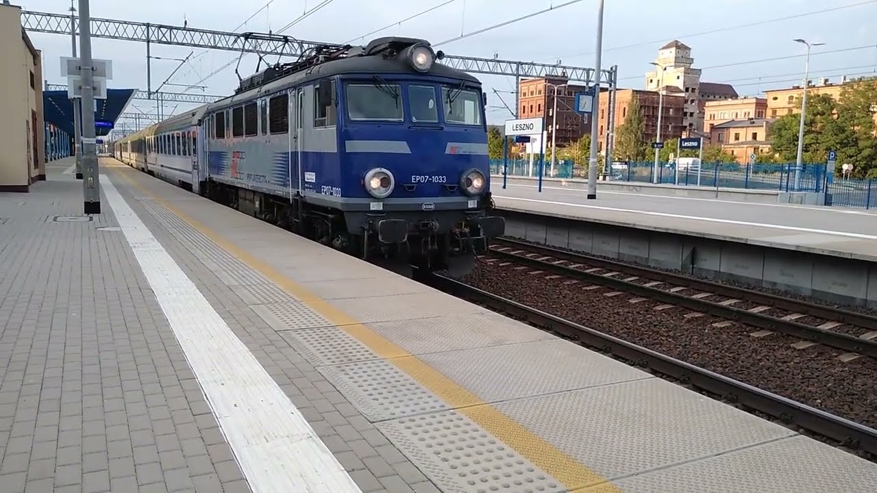 Przyjazd i odjazd pociągu IC 56102 