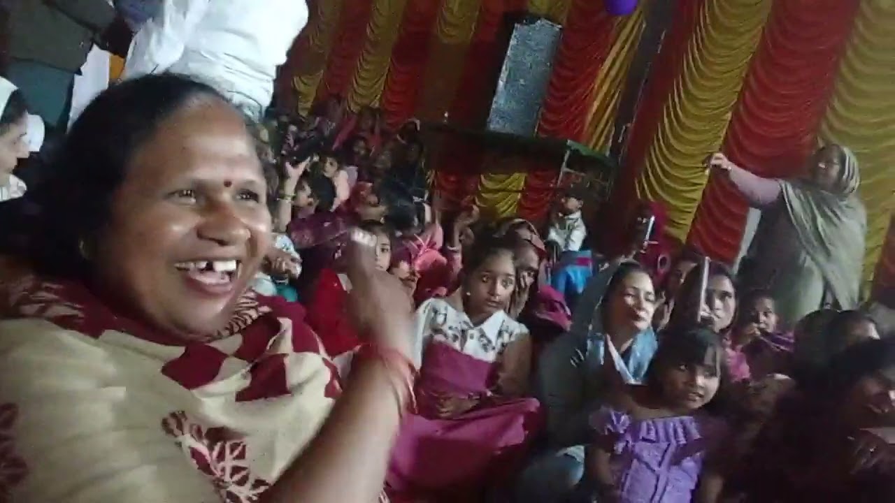 अरे द्वारपालों कन्हैया से कह दो