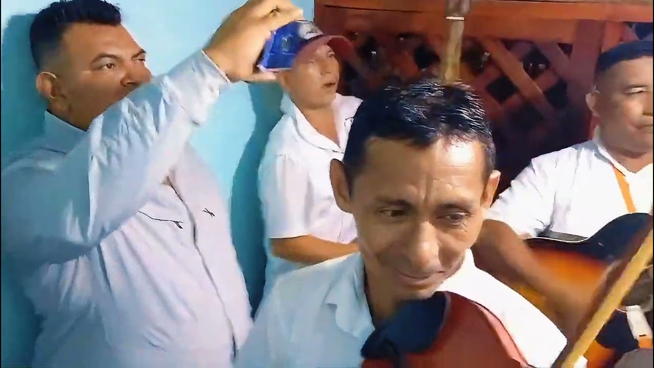 Fuego y Candela.....Conjunto Hermanos Canales