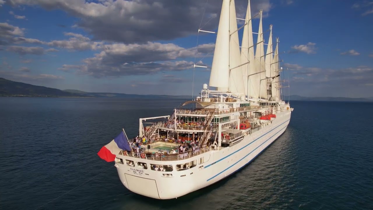 CLUB MED 2 DEPARTURE