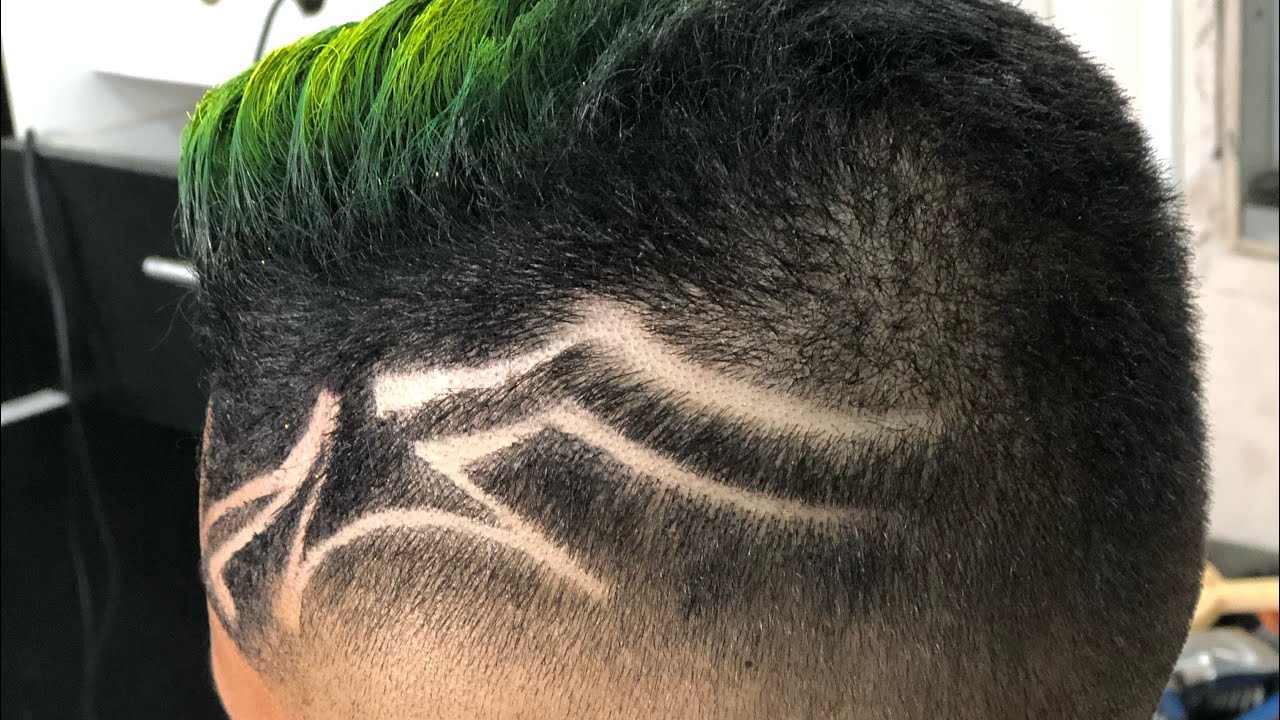 Mechas quiff com degrad&ecirc; s freestyle