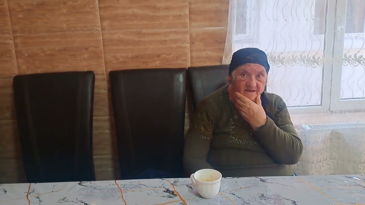 Bunica Mioara Este Speriată Că Nicolaie O Bate Pe Anca De La Strehaia 