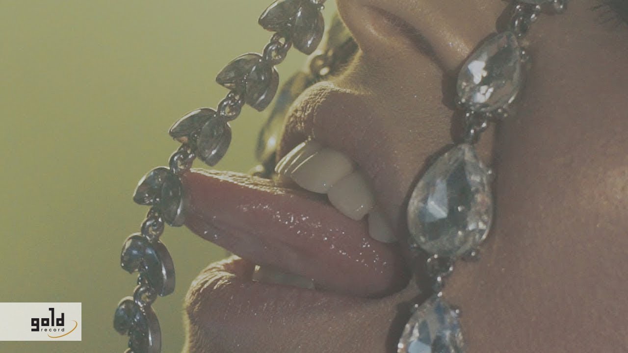 YAMINA – Neon | Official Music Video