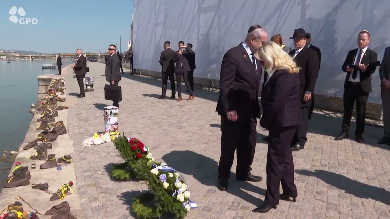 ראש הממשלה נתניהו ורעייתו ביקרו  באנדרטת ״נעליים על הדנובה״ בבודפשט, יחד עם ראש ממשלת הונגריה אורבן