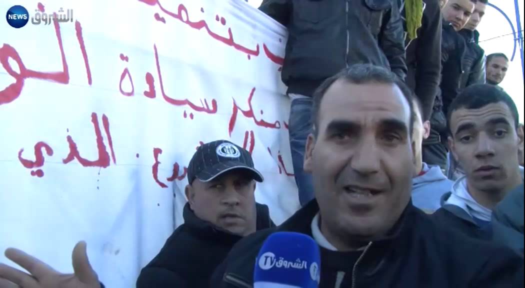 سكيكدة: سكان قرية أفنسو يغلقون مقر بلدية قنواع احتجاجا على غياب الماء