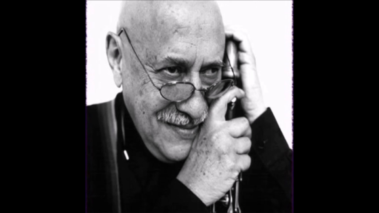 Giora Feidman (clarinet) plays Sholem Alekhem rov Feidman by Bela Kovacs