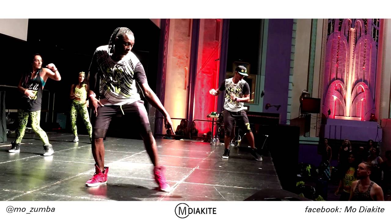 MO DIAKITE: En medio de la noche *BACHATA* (Zumba® fitness choreography)