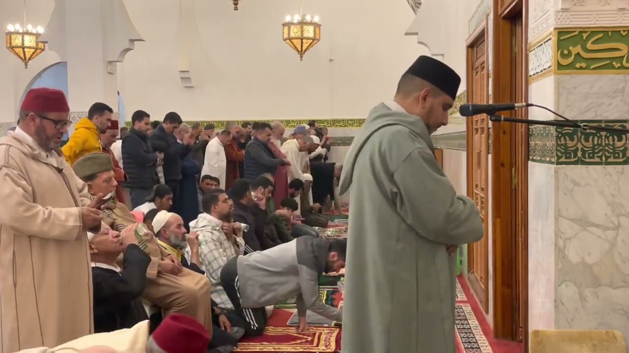 صلاة التراويح الليلة 14 من رمضان 