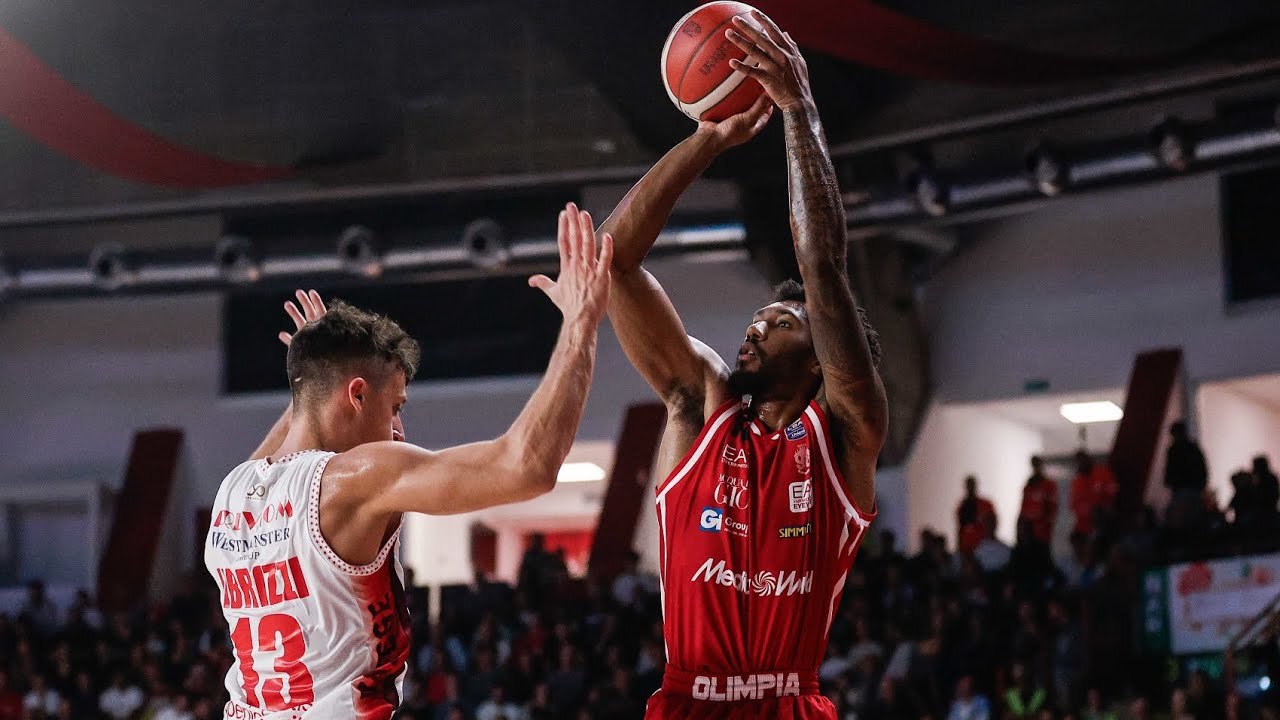 Armoni Brooks Highlights 20 Pts vs Pallacanestro Varese