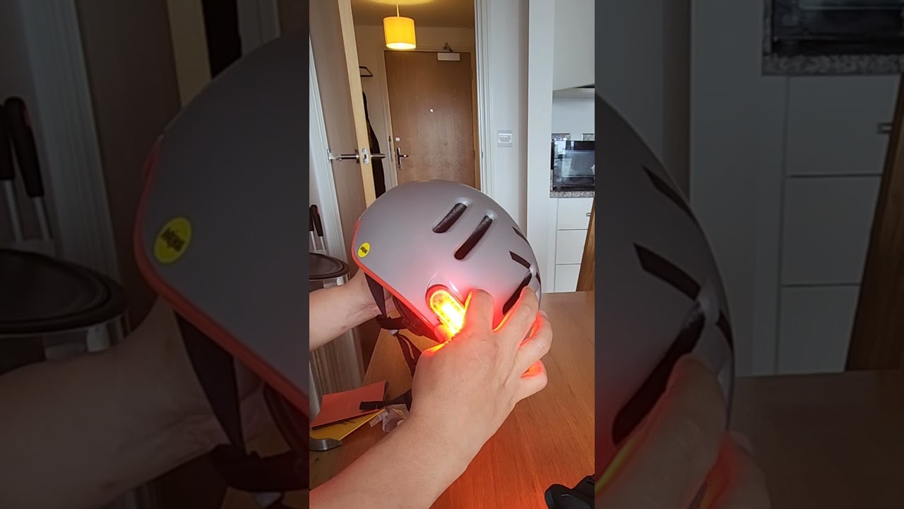 Why I got the Thousand Helmet for my #brompton #unboxing #london #pinoy