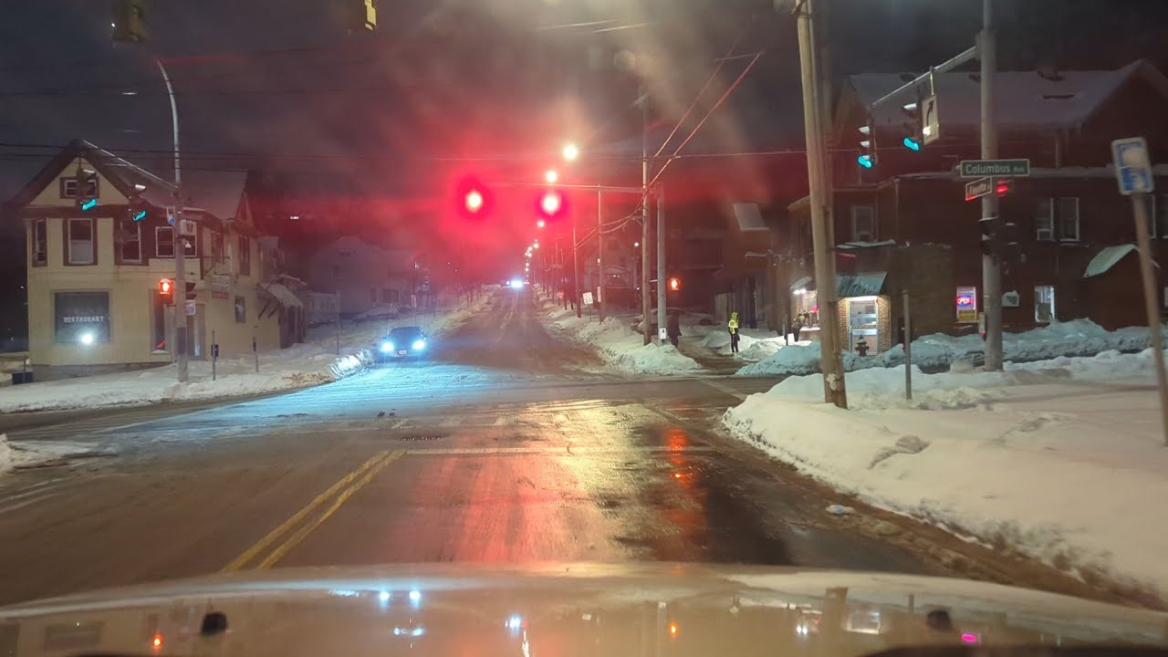 SYRACUSE EASTSIDE NEIGHBORHOODS ON A BITTER COLD SNOWY SATURDAY NIGHT 🥶❄️
