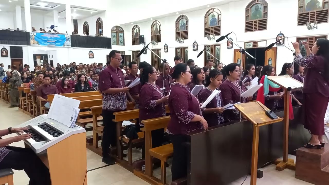 Tuhan Kami Tidak Pantas ( Lagu : Natalis Natalianto ) | Koor Misa Malam Natal