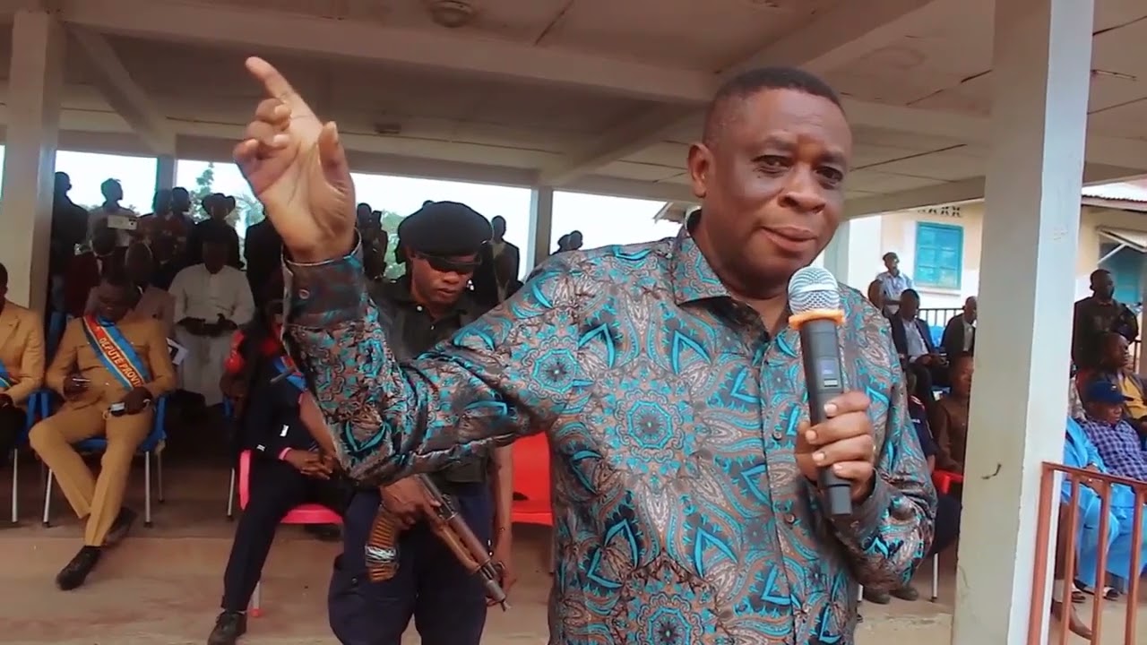 KWILU :  REVUE HEBDOMADAIRE DES ACTIVITÉS DU GOUVERNEUR Dr. PHILIPPE AKAMITUNA NDOLO À KIKWIT 