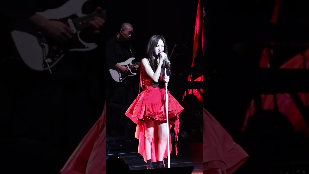 Vermilion @ 260111 WENDY W:EALIVE IN MACAU D2