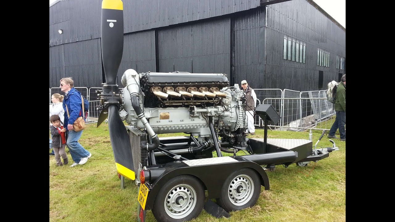 Packard - Rolls Royce V-1650 Merlin ground run