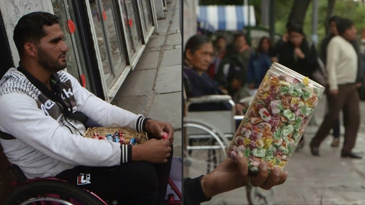 Venezolanos mendigan en Bolivia, uno de los países más pobres de Sudamérica | AFP