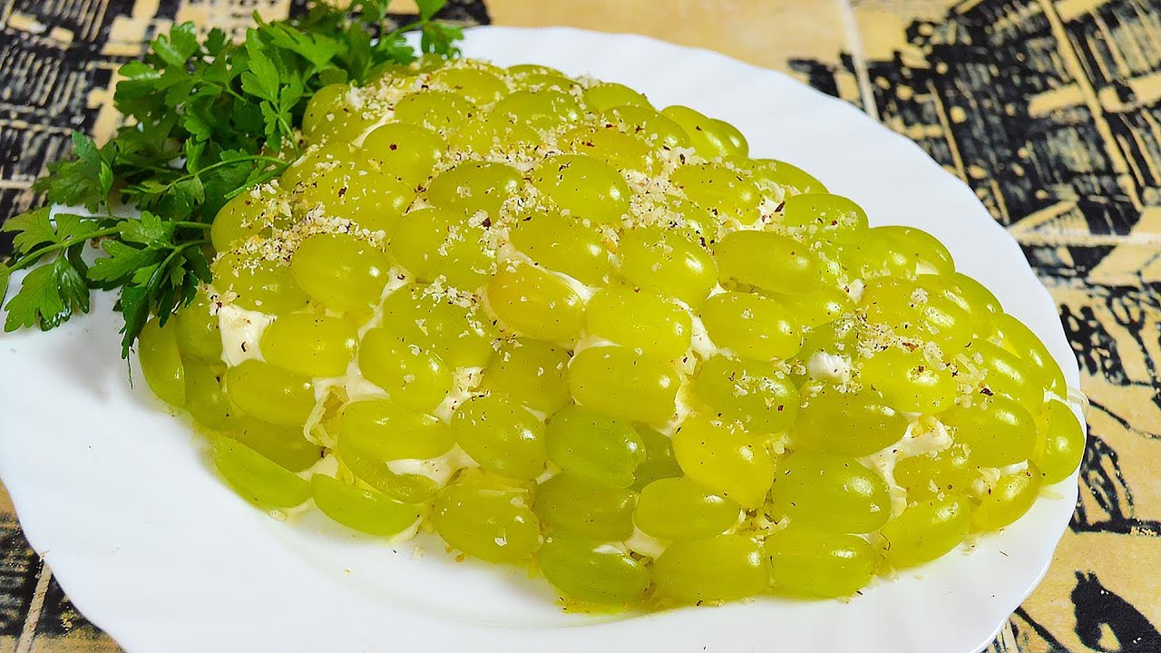 Салат Тиффани с Курицей и Виноградом.  Очень Вкусный Праздничный Салат!
