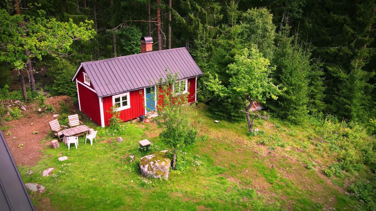 We've FINISHED the Renovation of the Small House!  (Story 14)