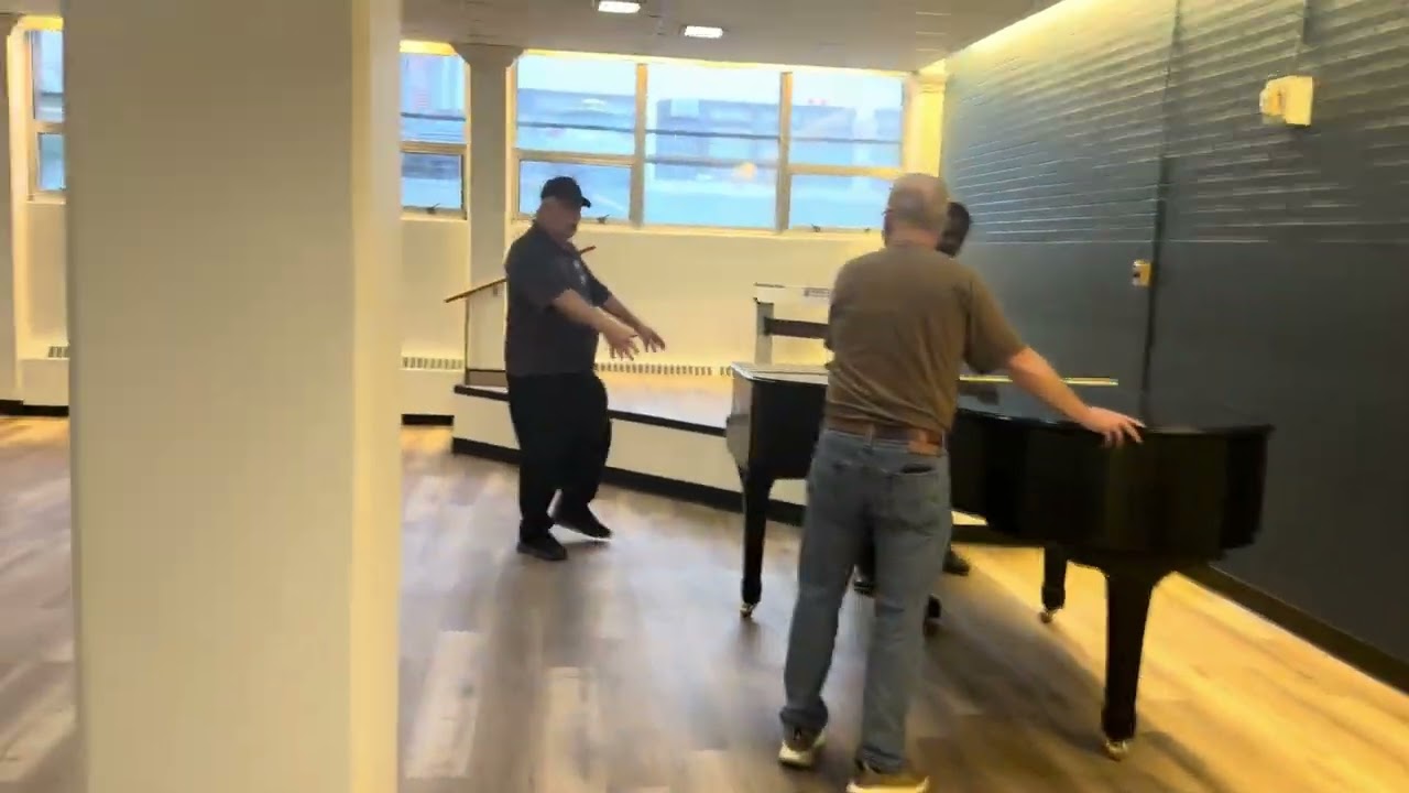 Новый дизайн кафе Kerby в Unison в торговом центре Kerby Centre.