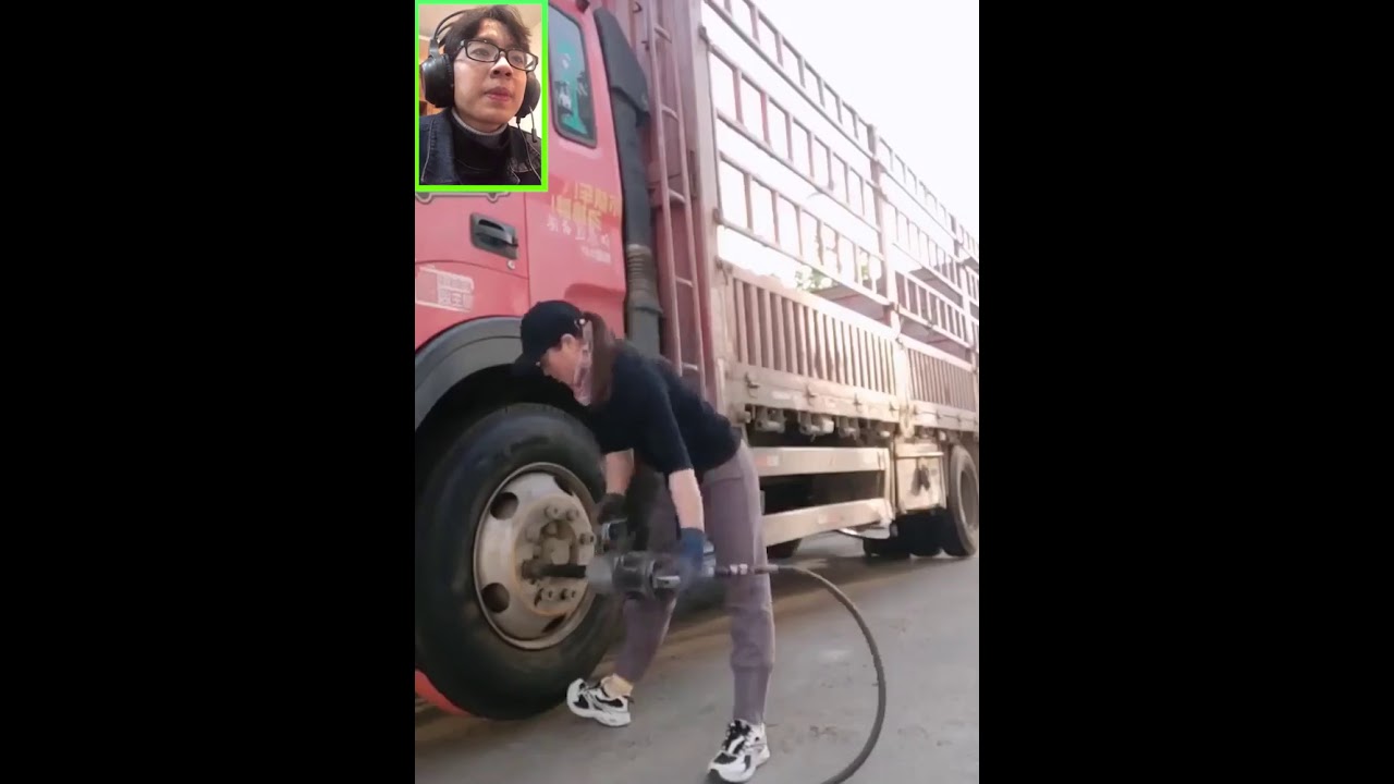 Never Seen A Woman Doing That Job ! Hard Work and Be Strong Girl 😱
