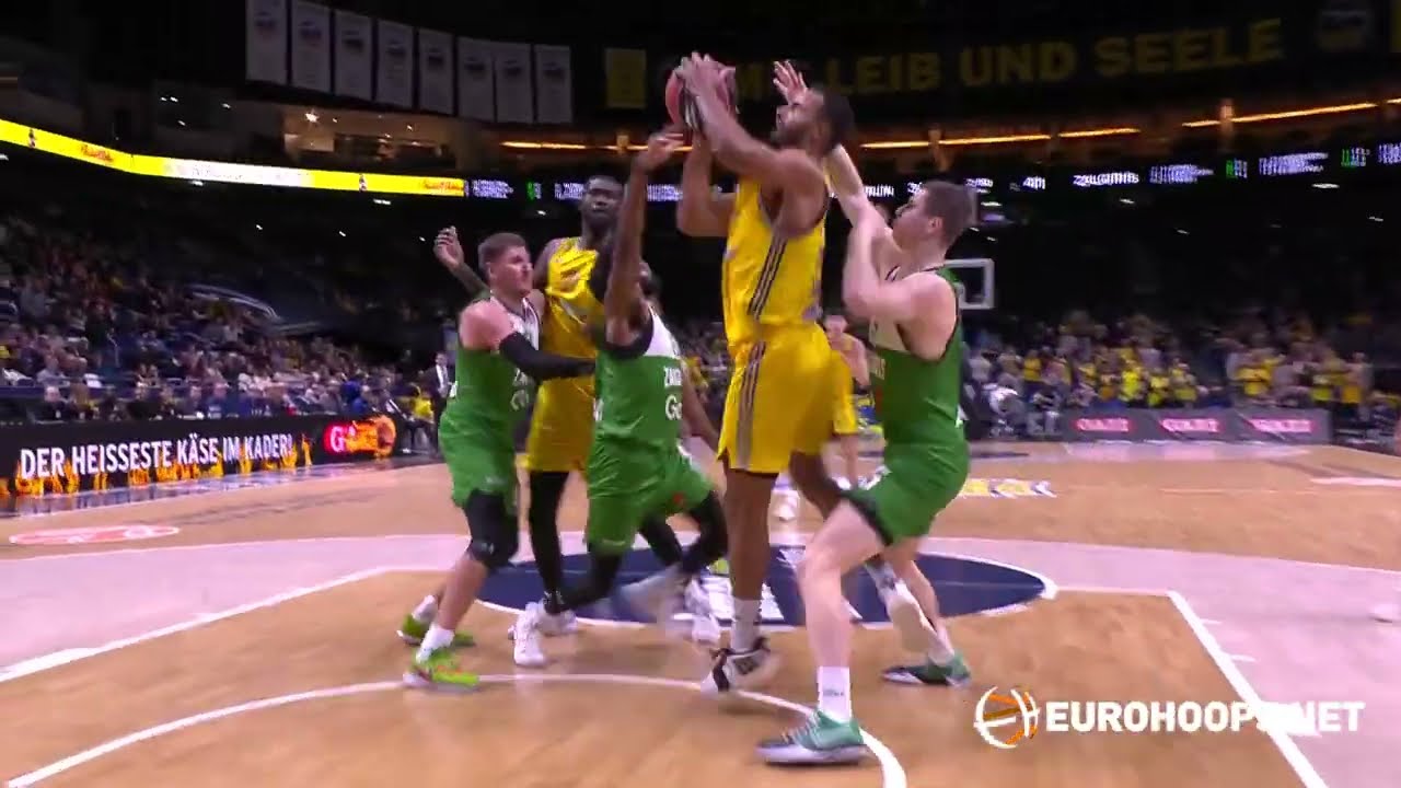 ALBA Berlin VS Zalgiris Kaunas 64-62: Johannes Thiemann (16pts., 6reb.)