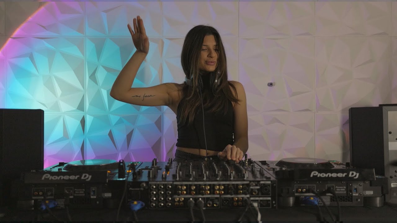 DANIELLA - Live @ Toronto, Canada / Melodic Techno & Progressive House 4k Dj Mix