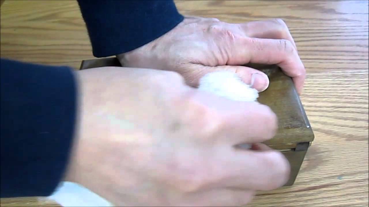 小学校図工　木彫オルゴール箱制作技法の解説9-ワックス