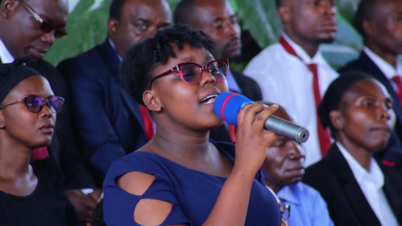KRISTO WA NEEMA YOTE - by KIRUMBA ADVENTIST CHOIR