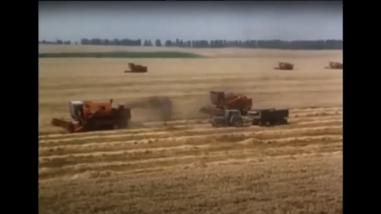 Stare Dobre Czasy PGR | Mechanizacja Polskiej Wsi PRL | Takich Widok&oacute;w Już Nie Zobaczymy...