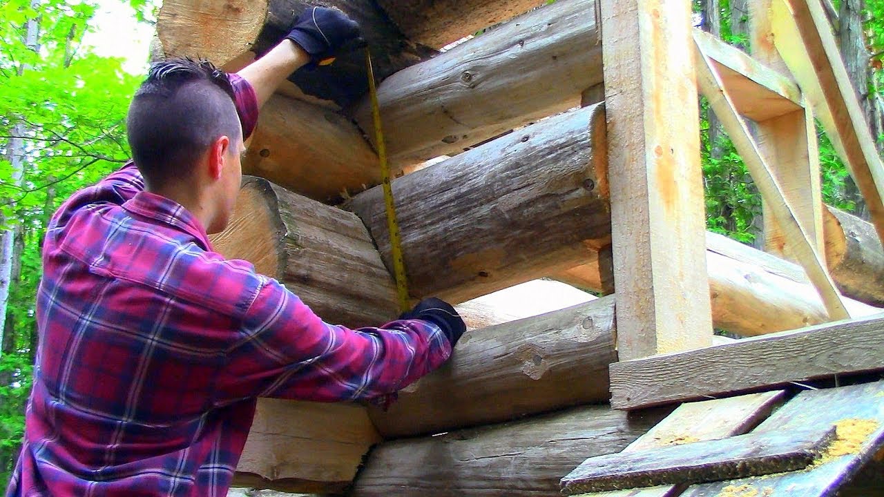 Why the Log Gaps? Chinked vs Scribed- Ep40- Outsider Log Cabin