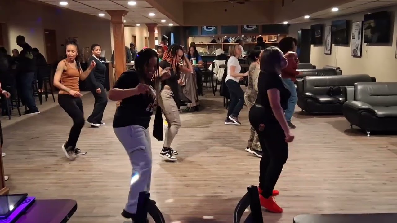 SHOTS LINE DANCE 