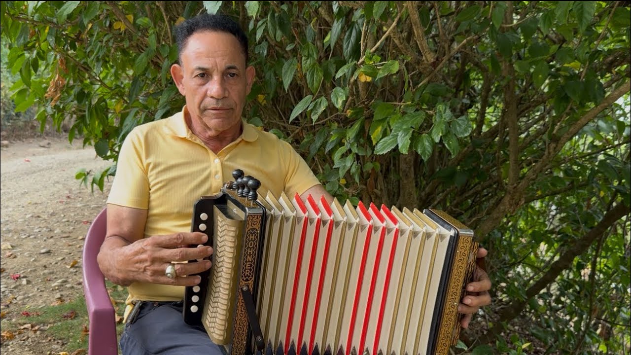Datos Históricos  del Merengue Típico Dominicano con el Maestro King de la Rosa 
