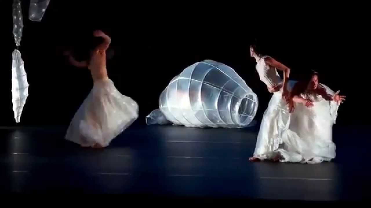 HUNGRY - COMPAGNIE IRENE K