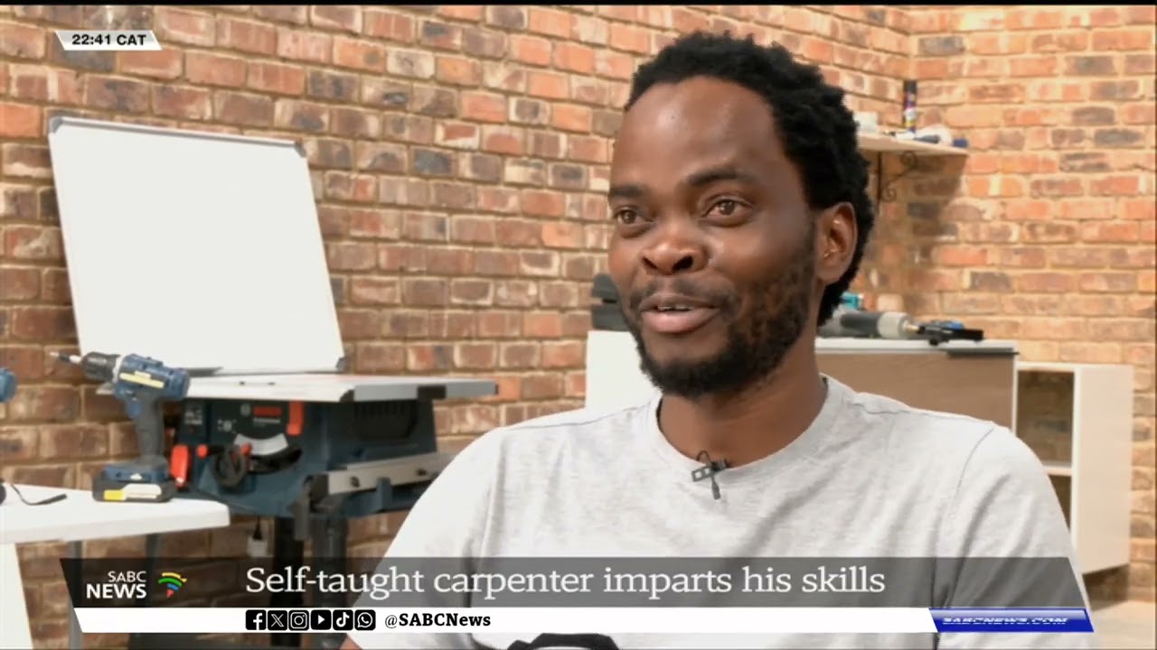 Gauteng | Self-taught carpenter imparts his skills