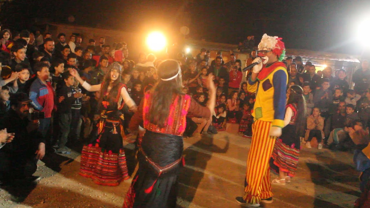 Dance kabyle N'at leqsar tameɣra n Taddart n Waṭṭuf