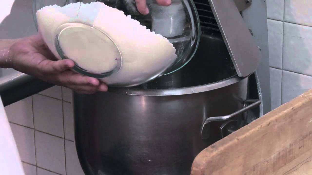 How to Make Bakery-Style Cookies at Home