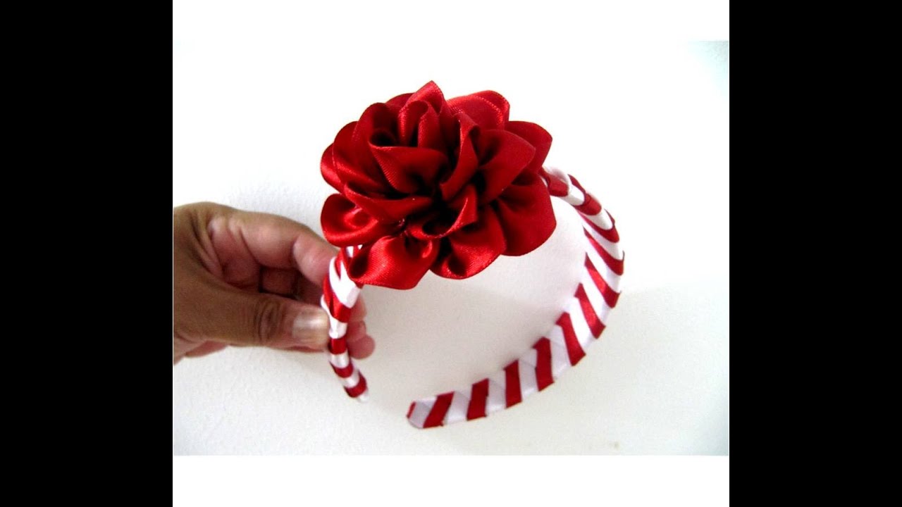 Rosas rojas diadema trenzada en cintas para el cabello
