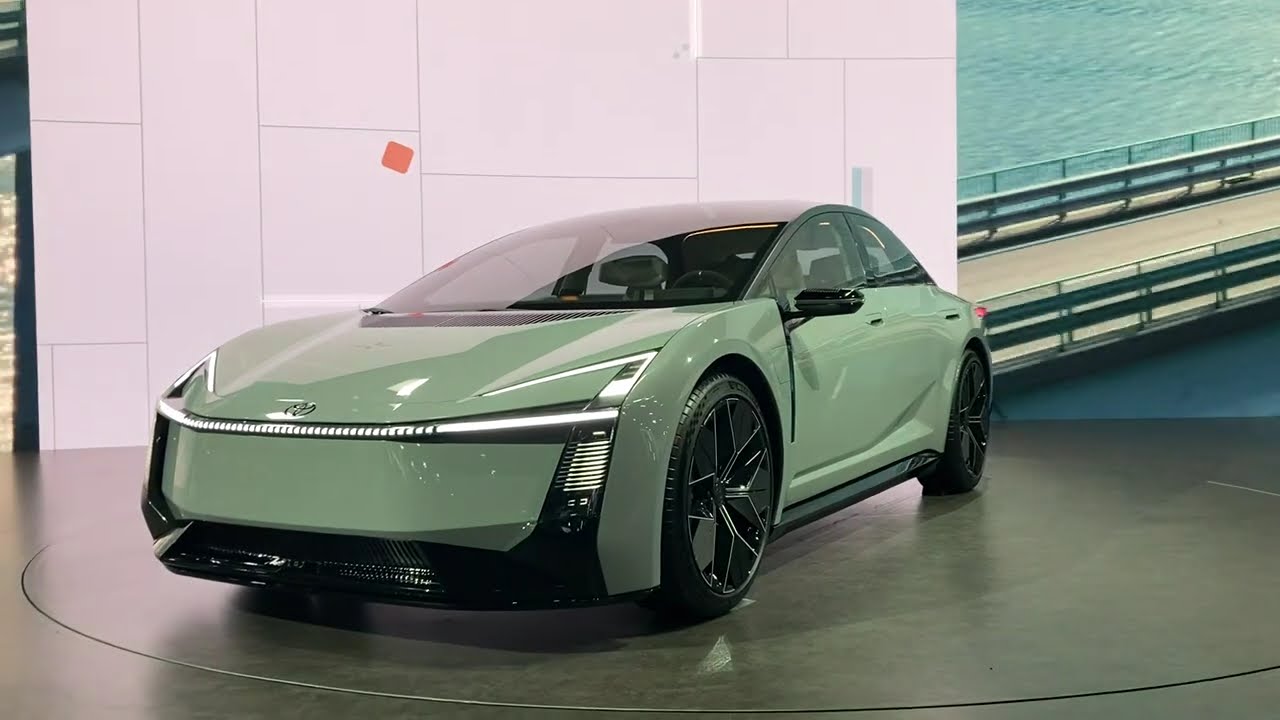 ジャパンモビリティショー2025 トヨタ COROLLA CONCEPT