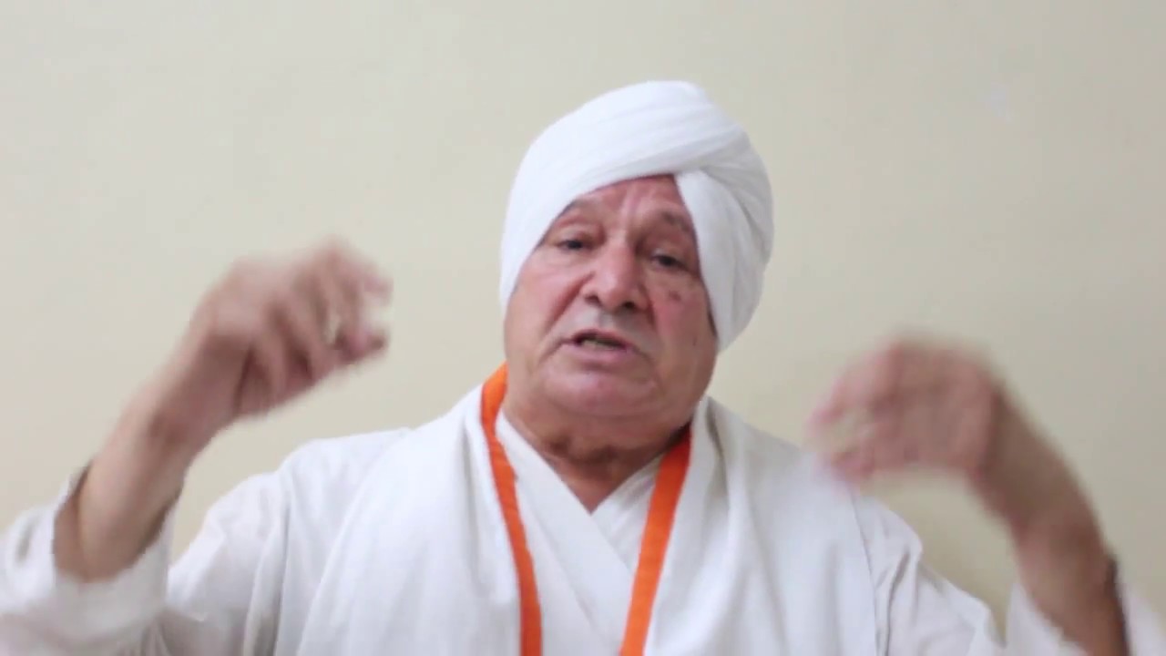Acharya Arya Naresh on Birthday Havan जन्मदिन हवन पर आचार्य आर्य नरेश