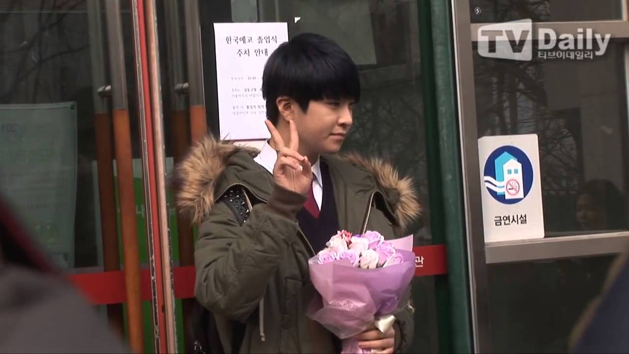 150210 Youngjae (GOT7) @ High School Graduation Ceremony