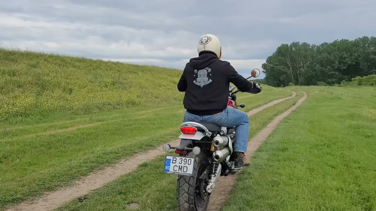 Triumph Scrambler 1200XE in the dirt.