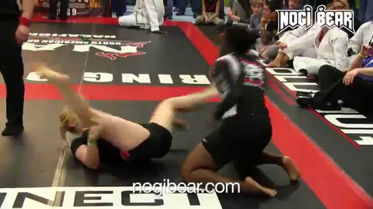 Christina Smith vs Tricia Hypolite &bull; NAGA Philadelphia Championship 2015 &bull; Female No-Gi