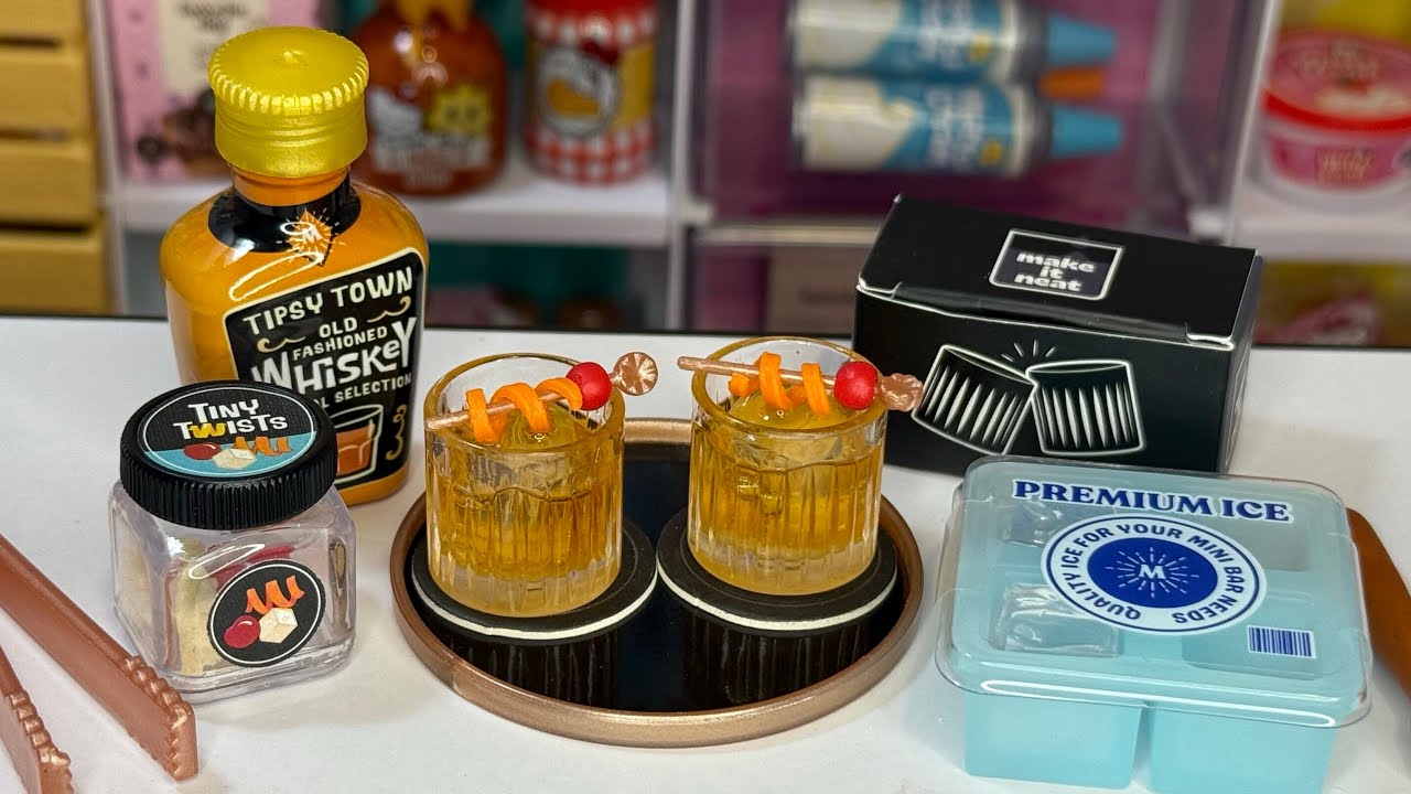 Miniverse Holiday Happy Hour! Putting Together! (Old Fashioned) MiniDrinkMas! Day 2