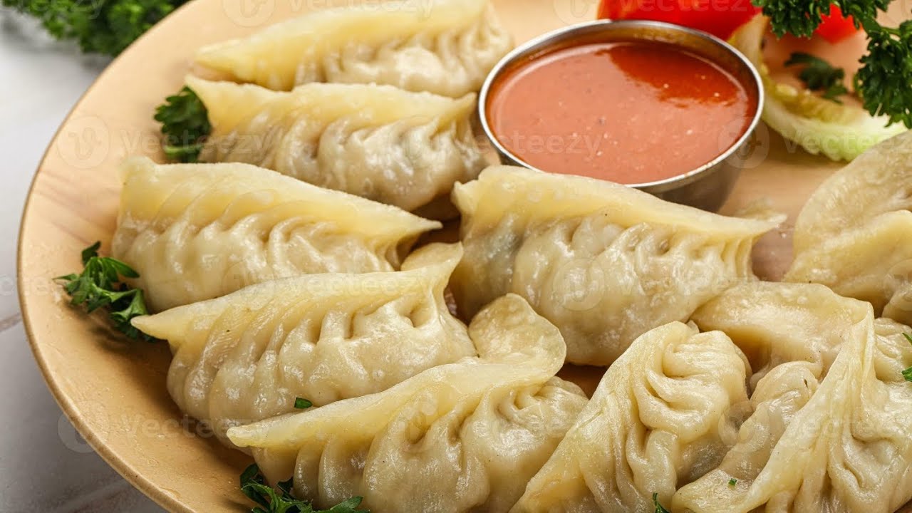 🔥🥟 Juicy Chicken Momos Recipe | Soft, Tasty & Street-Style | Cook with Reshma 🤤🍗✨