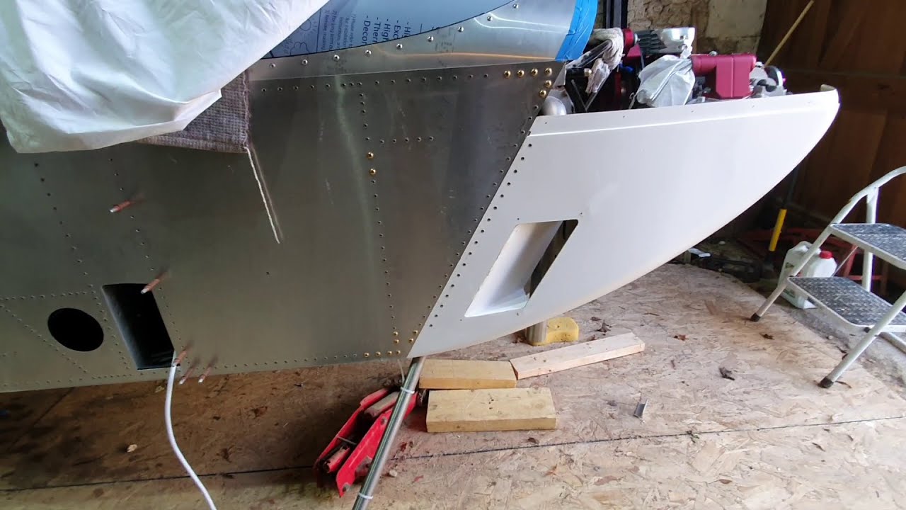 Gavins SonexB Part 84 - Bottom Cowling Part 2 and installing the Side Vents