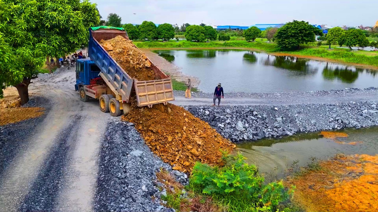 Great Job !! Dump Trucks Working Repair a Crack Sink Land With Komatsu Bulldozer