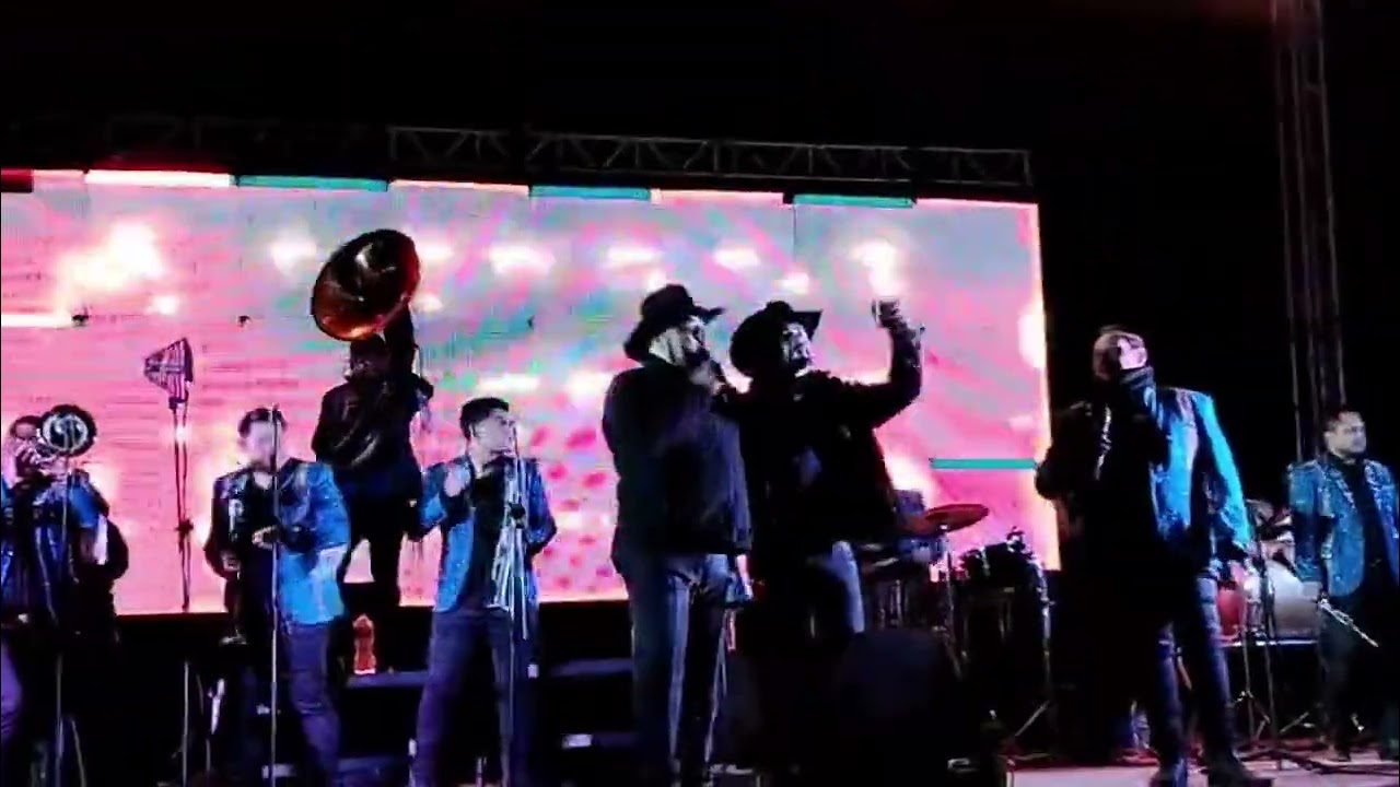 Laurita Garza… Salvador Nieto “El Noble De La Banda”