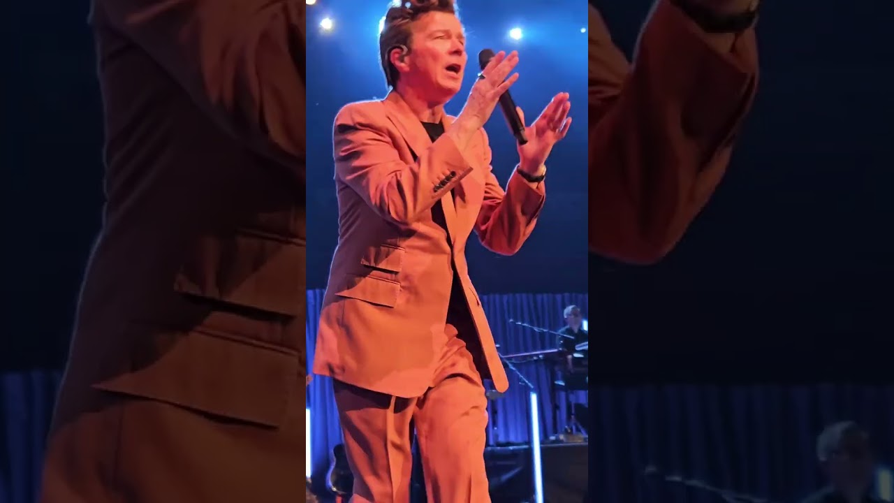 Rick Astley at the Royal Albert Hall, London 2/11/2023. A little montage with mainly the new songs.