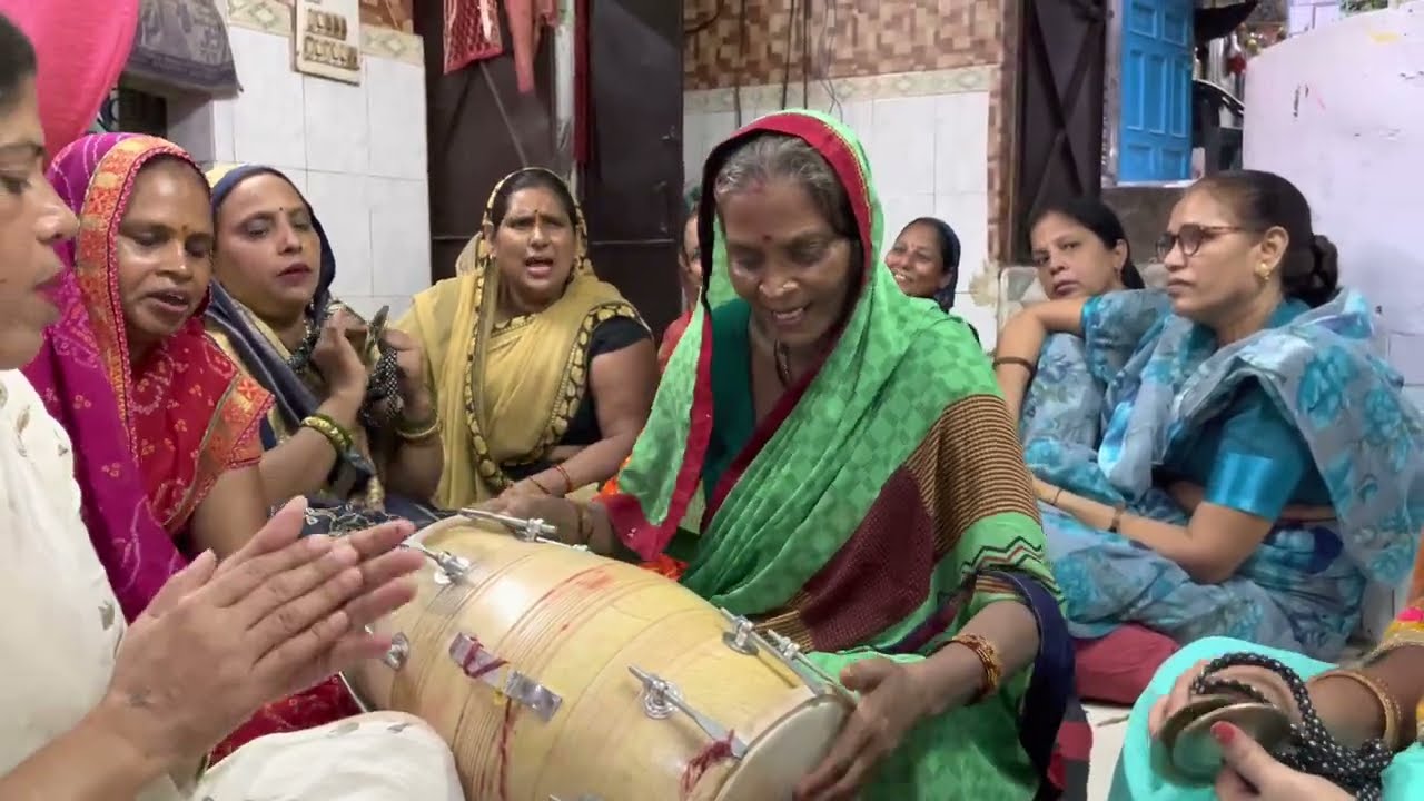बैठ गयी सतगुरु के रथ में - Shandar guruji bhajan ||