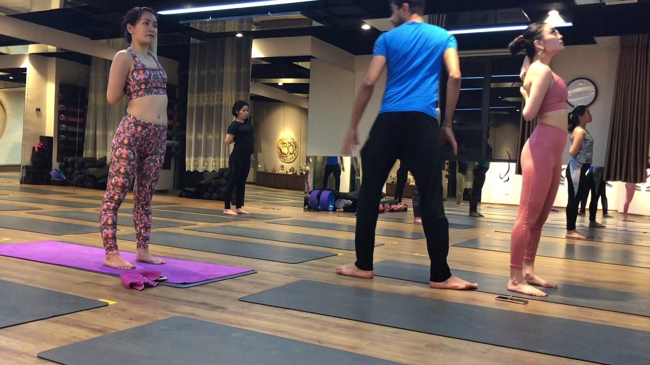 Shoulder opening / 45 minutes / yoga workout / with Master Amy in / Jai Yoga
